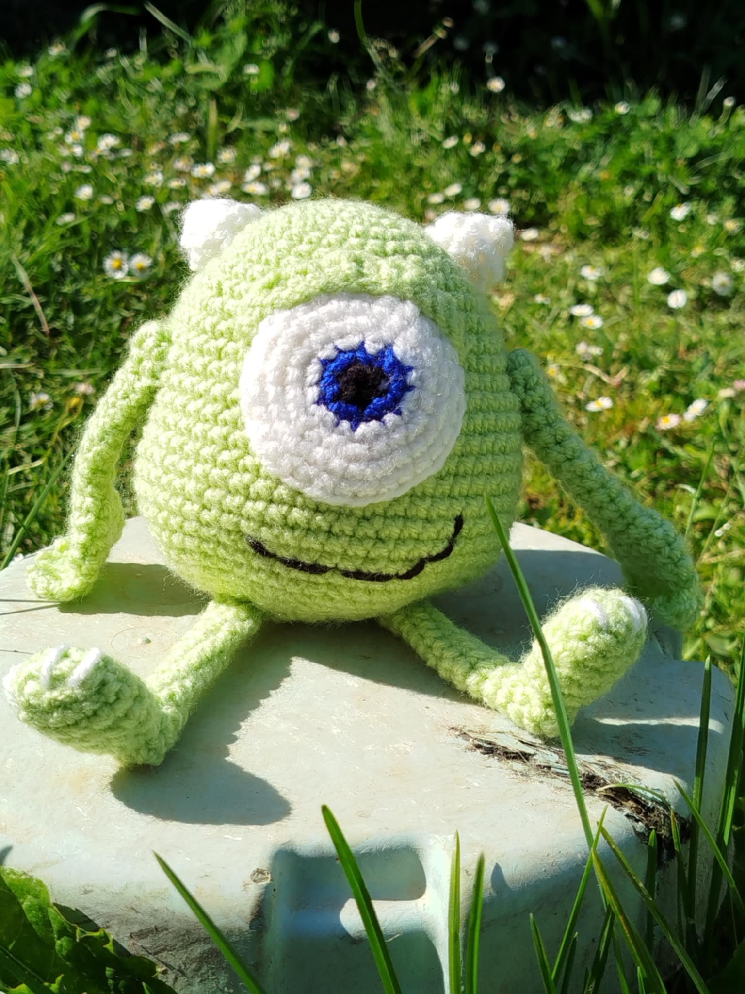 monstre et cie au crochet de face