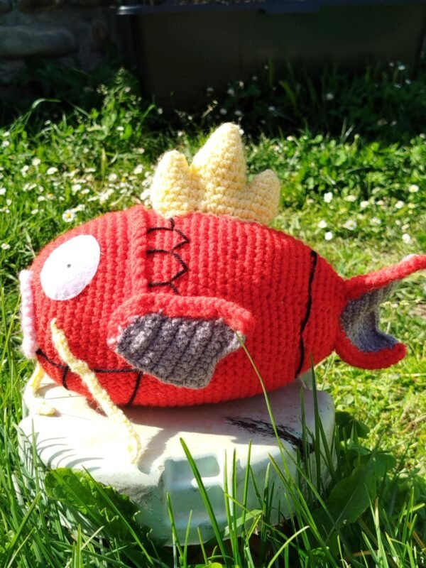 Magicarpe au crochet de profil