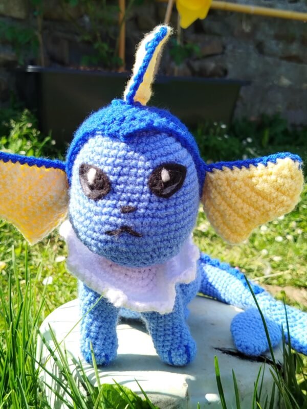 Aquali au crochet de face