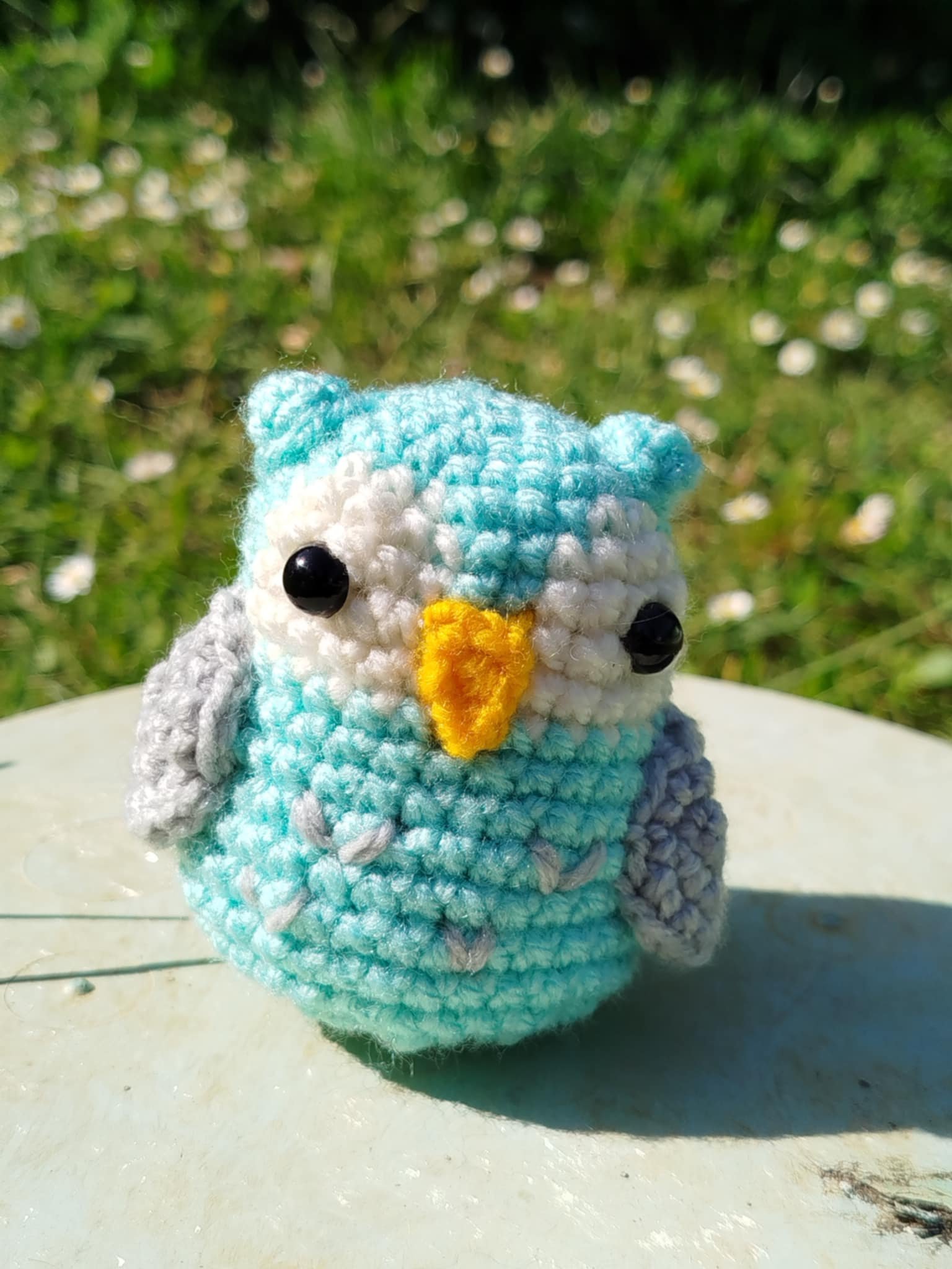 hibou au crochet de face